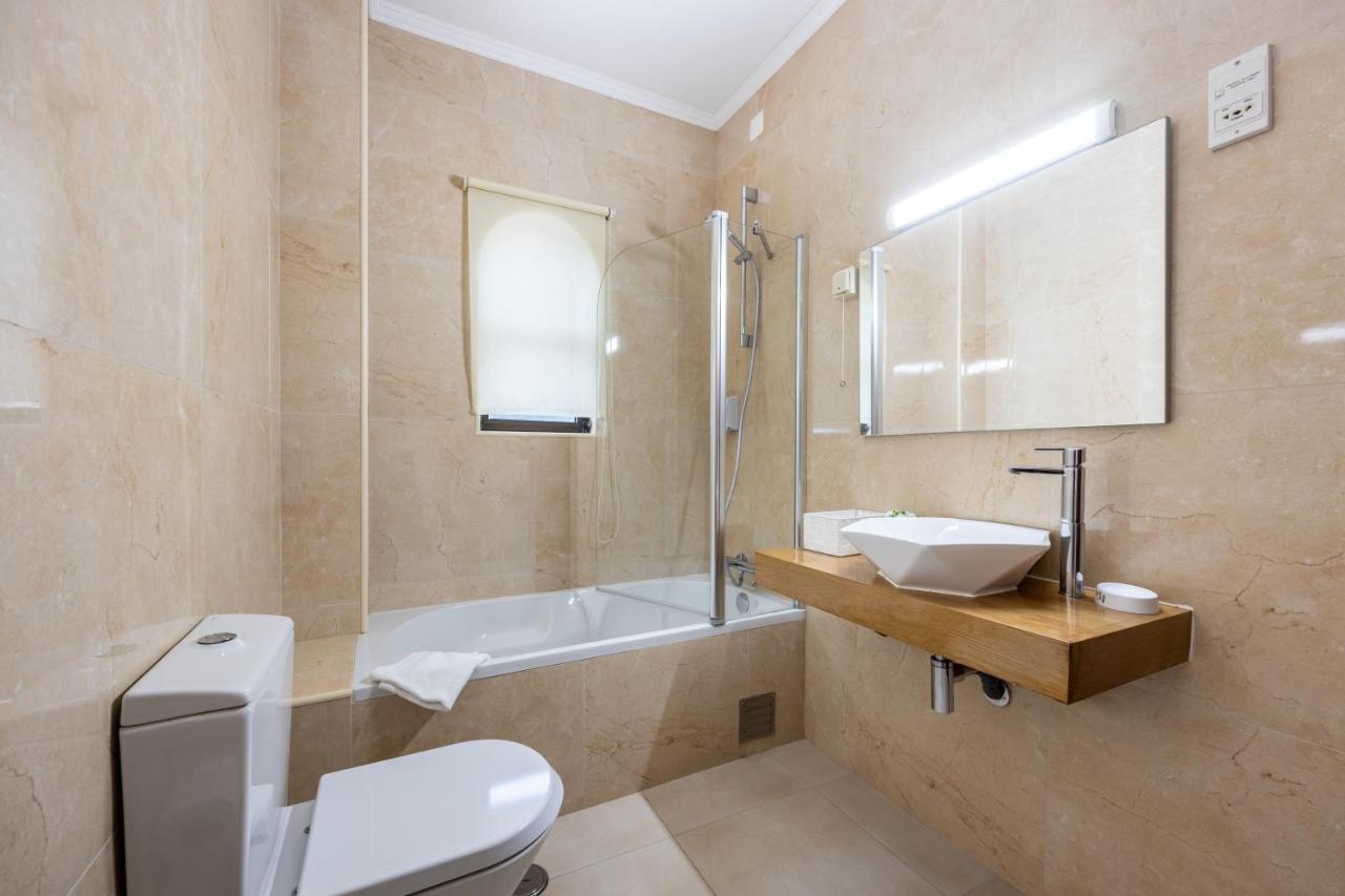Hotel Residencial Salema Kültér fotó