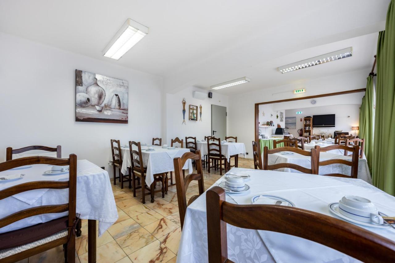 Hotel Residencial Salema Kültér fotó