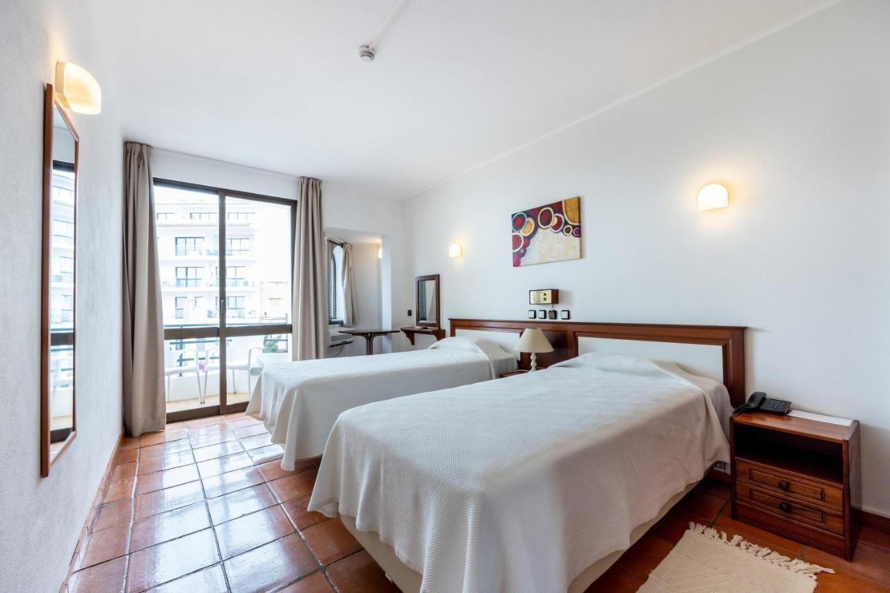 Hotel Residencial Salema Kültér fotó