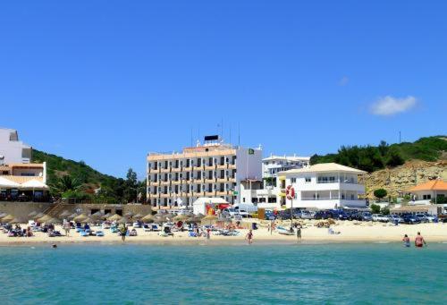 Hotel Residencial Salema Kültér fotó