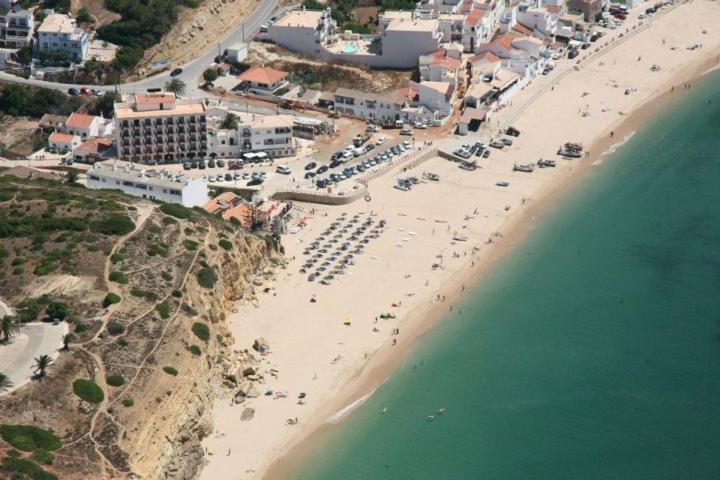 Hotel Residencial Salema Kültér fotó
